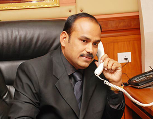 Dr.S.AYYADURAI PANDIAN